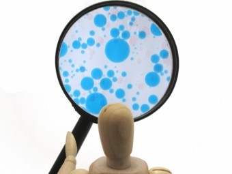 顕微鏡で見るカビの粒子