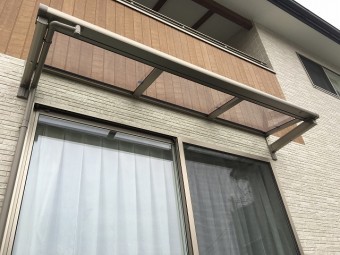 窓上