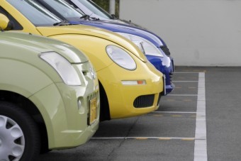 並んだ車