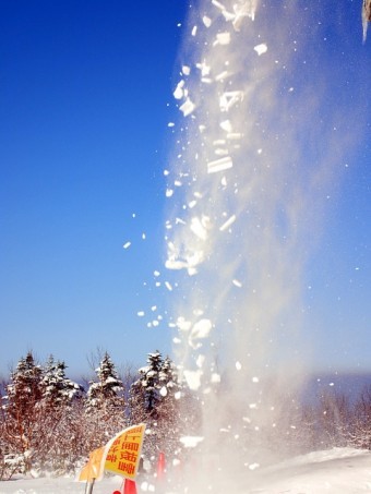 雪が落ちている風景